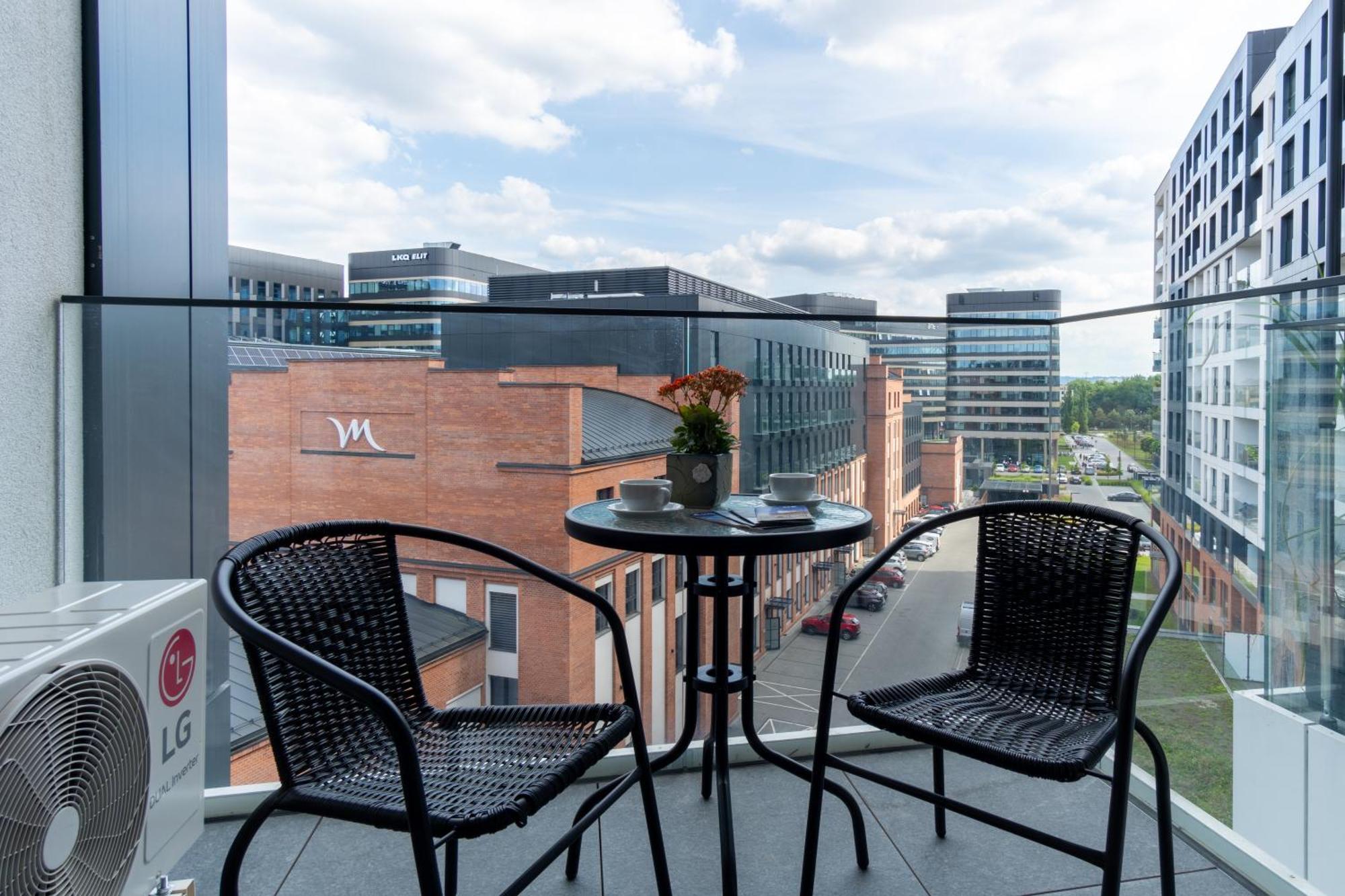 Lovely Flat Fabryczna Street Ac Free Parking Appartement *